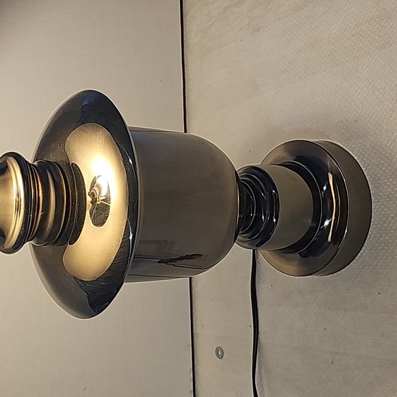 Table Lamp - Picture 3 of 12